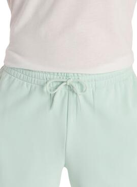 Bermuda New Balance Sport Essentials verde para hombre