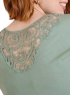 Camiseta Naf Naf encaje verde para mujer