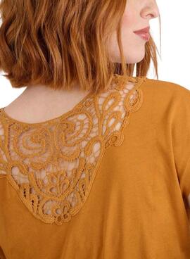 Camiseta Naf Naf encaje naranja para mujer