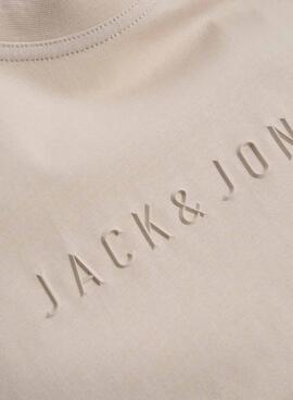 Camiseta Jack and Jones Corecharge beige para hombre