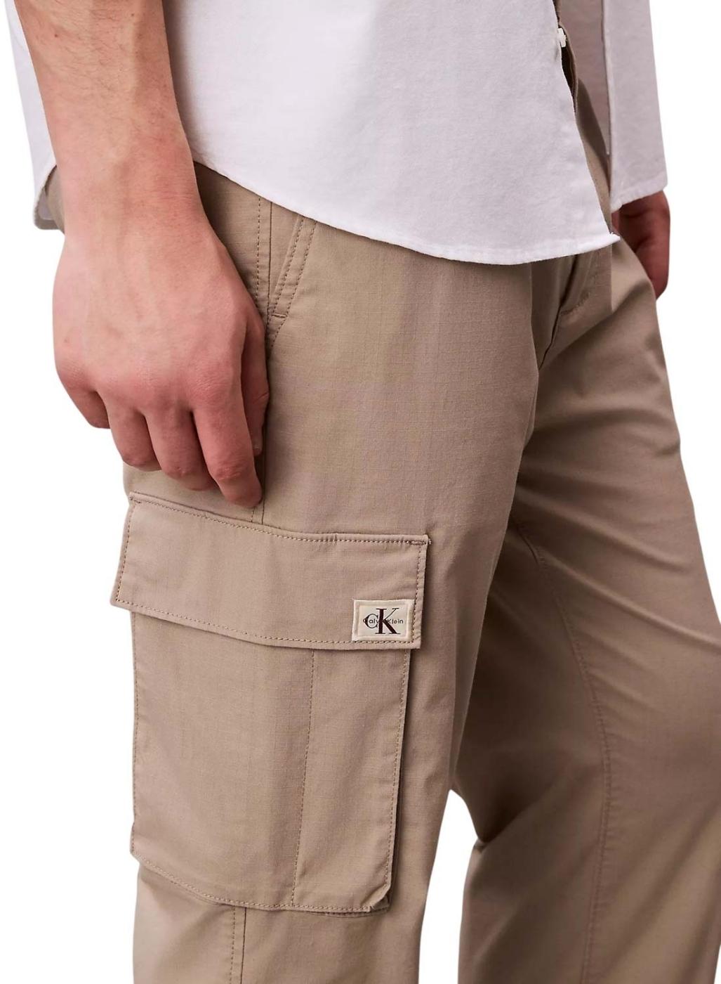Pantalones cargo Calvin Klein Jeans ripstop caqui para nombre