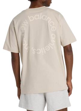 Camiseta New Balance Circular logo beige para hombre