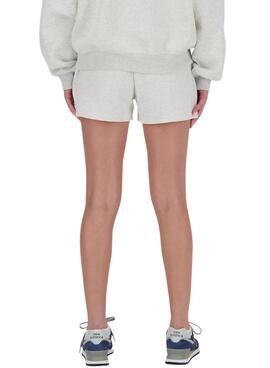 Shorts New Balance Sport gris para mujer