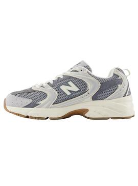 Zapatillas New Balance 530 blanco y gris para mujer
