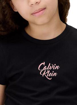 Camiseta Calvin Klein Script logo negro para niña