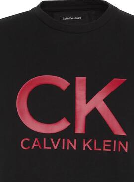 Camiseta Calvin Klein Graphic negro para hombre