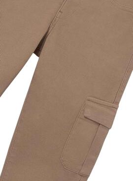 Pantalón cargo Mayoral tostado para niño