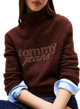 Jersey Tommy Jeans Turtleneck marrón para mujer