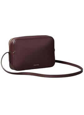 Bolso Calvin Klein Monograma granate para mujer