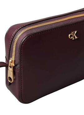 Bolso Calvin Klein Monograma granate para mujer