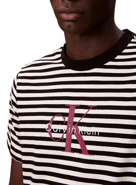 Camiseta Calvin Klein Monologo estampado de rayas negro para hombre