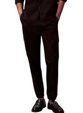 Pantalón cargo Calvin Klein Jeans negro para hombre