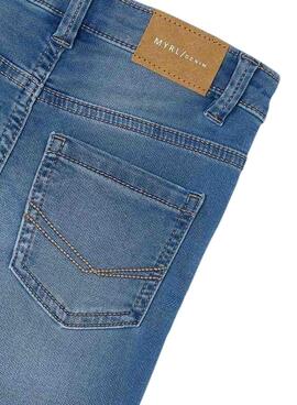 Pantalón vaquero Mayoral ajustado azul medio niño