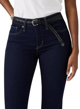 Pantalón vaquero Levis 314 Shaping Straight oscuro para mujer