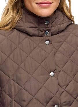 Abrigo acolchado Vila Vitate marrón para mujer