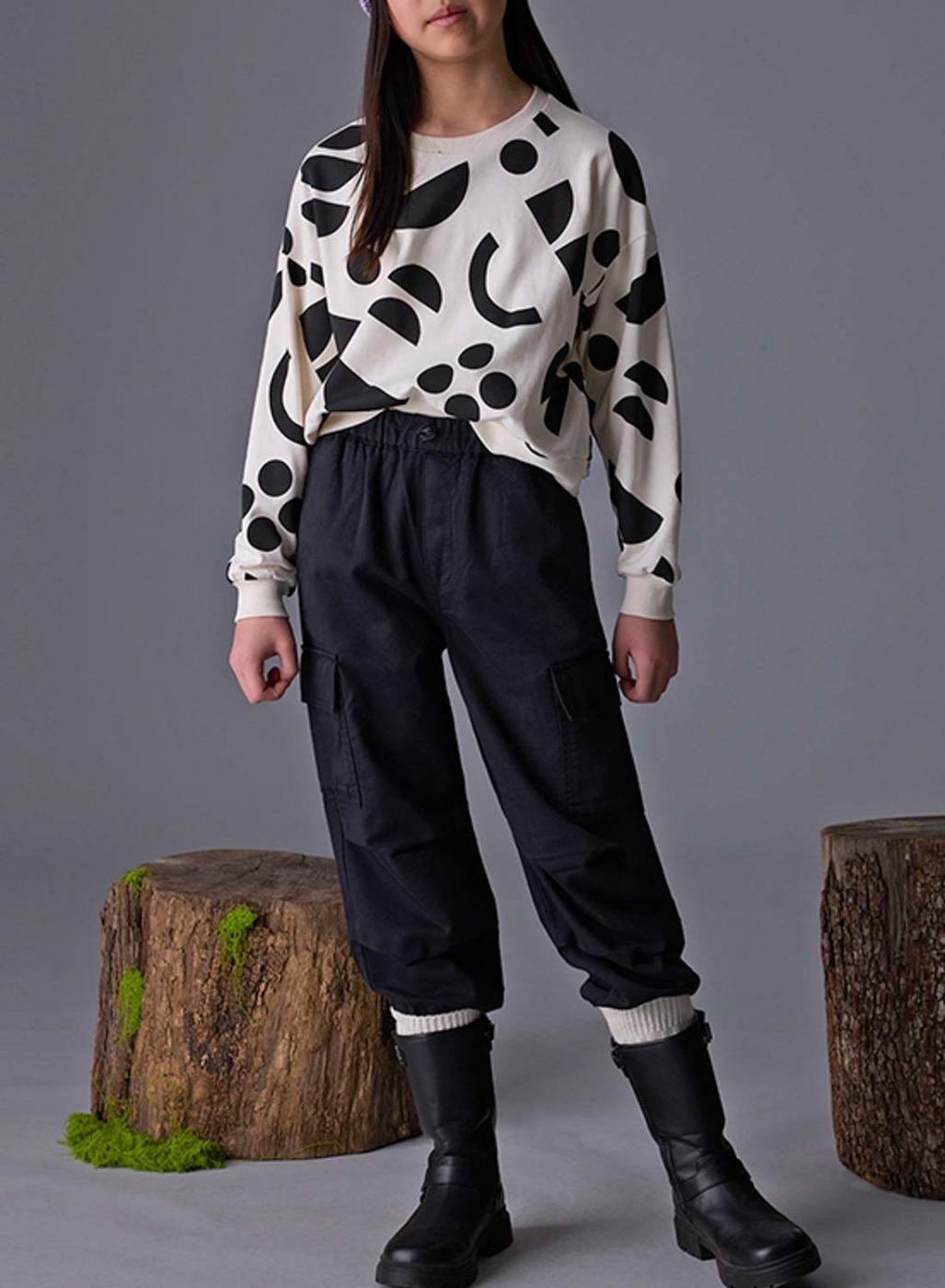 Pantalón Mayoral cargo negro para niña
