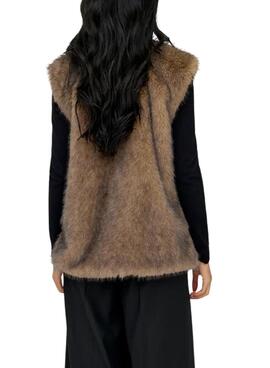 Chaleco Only Dawn de pelo sintético tostado para mujer