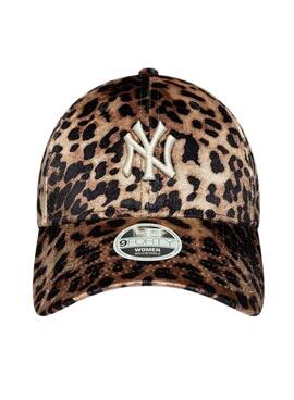 Gorra New Era Leopardo Velour 9FORTY para mujer
