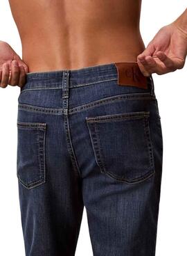 Pantalón vaquero Calvin Klein Irving azul marino para hombre