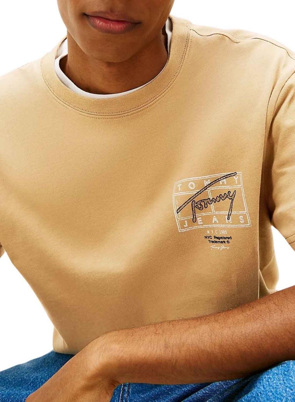 Camiseta Tommy Jeans Sign Spray beige para hombre