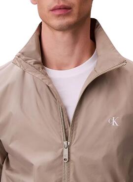 Cazadora Calvin Klein Jeans Harrington beige para hombre