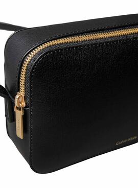 Bolso Calvin Klein Jeans Foil logo negro para mujer