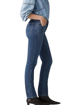 Pantalón vaquero Levis 724 para mujer