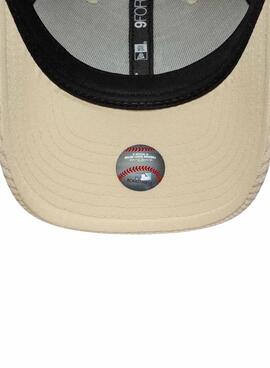 Gorra New Era Cord New York Yankees 9FORTY beige para mujer