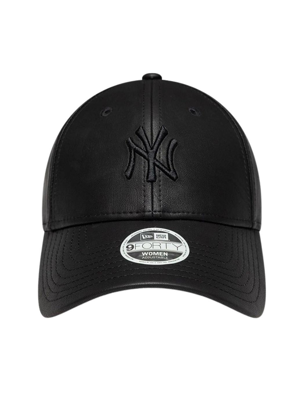 Gorra New Era New York Yankees 9FORTY efecto piel negro para mujer