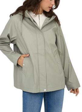 Chubasquero Only Elisa verde para mujer