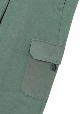 Pantalón Mayoral verde con bolsillos para niño 