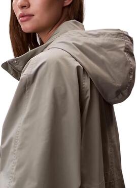 Parka Calvin Klein Jeans Tech verde para mujer