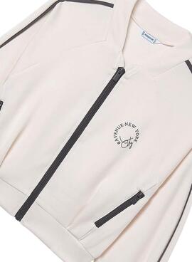 Chaqueta Mayoral deportiva beige para niña