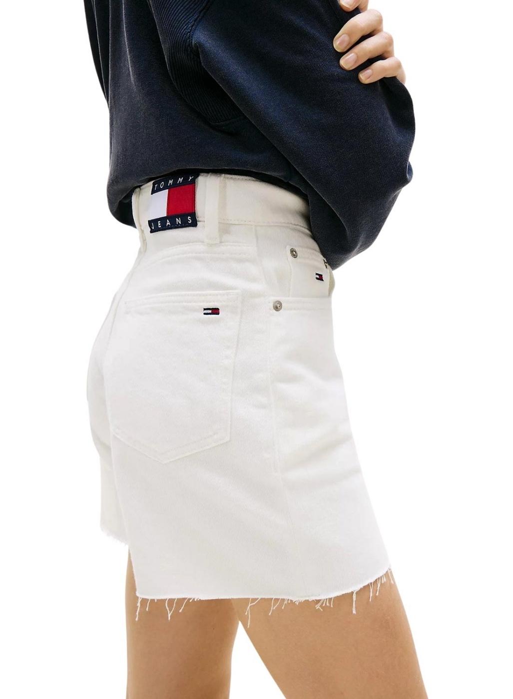 Shorts Tommy Jeans Mom blanco para mujer