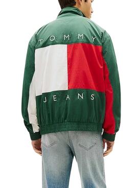 Cazadora Tommy Jeans Heritage Flag verde para hombre