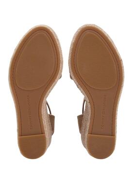 Alpargatas Tommy Hilfiger Webbing tostado con cuña alta para mujer