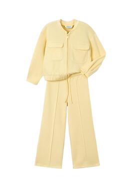 Nombre SEO: Conjunto Mayoral chaqueta y pantalón amarillo pastel para niña