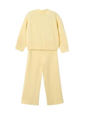 Nombre SEO: Conjunto Mayoral chaqueta y pantalón amarillo pastel para niña
