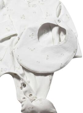 Conjunto Mayoral recién nacido con pelele blanco babero y gorro beige para bebé