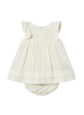 Conjunto Mayoral vestido y cubrepañal crudo para bebé