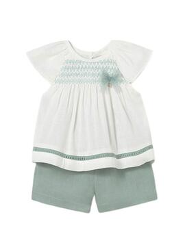 Conjunto Mayoral blusa blanca y short verde agua para bebé