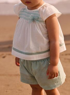 Conjunto Mayoral blusa blanca y short verde agua para bebé