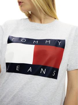 Camiseta Tommy Jeans Flag Gris Para Mujer