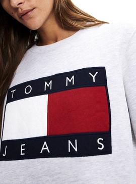 Sudadera Tommy Jeans Flag Crew Gris Para Mujer