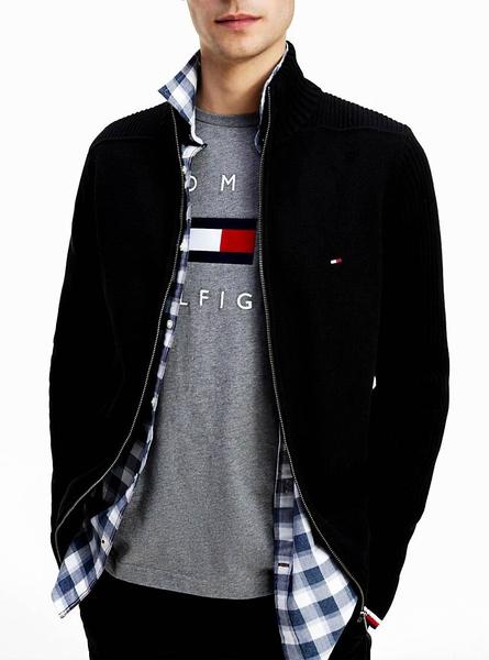 Chaqueta Tommy Hilfiger Negra Logo Pequeño